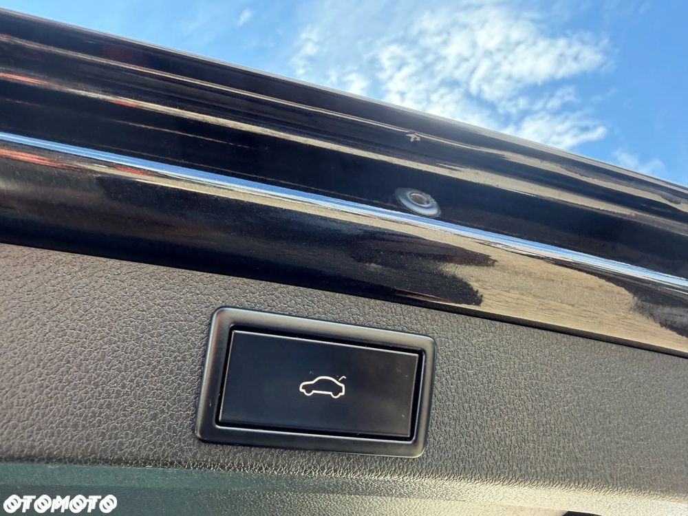 Skoda Octavia 2.0 TDI DSG RS - 11