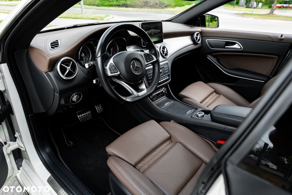 Mercedes-Benz CLA ver-250-amg-line - 17