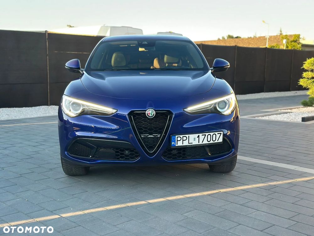 Alfa Romeo Stelvio 2.2 Diesel 16V AT8 Q4 B-Tech - 6