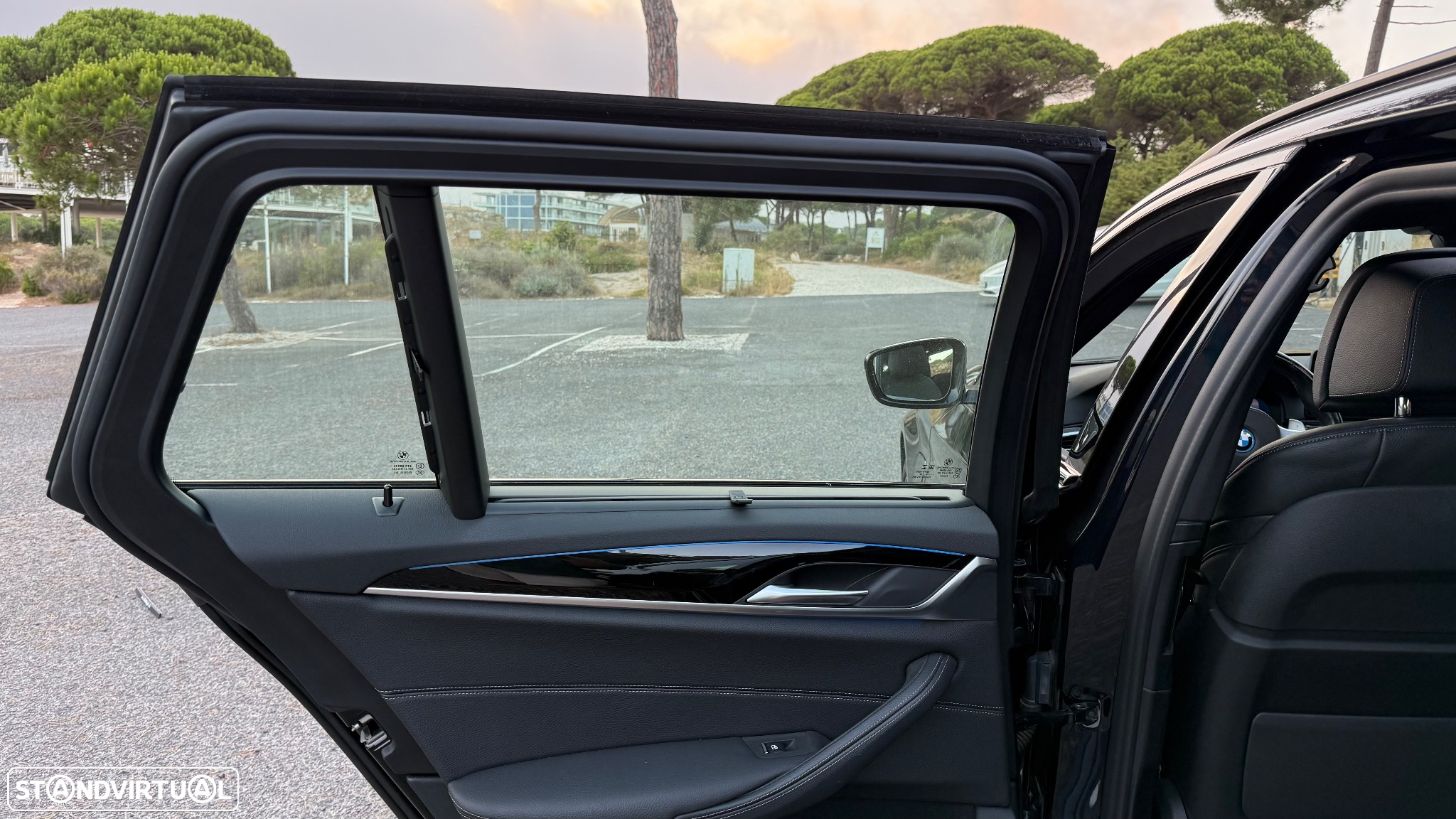BMW 530 e Pack Desportivo M - 20