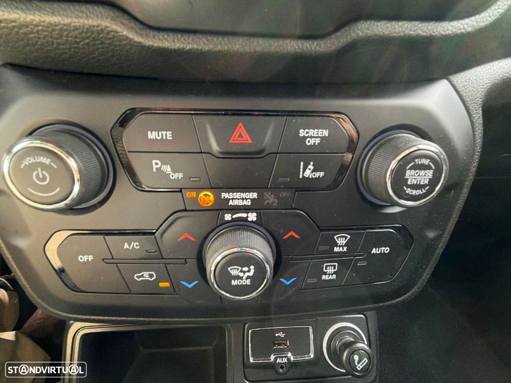 Jeep Renegade 1.6 MJD Limited - 17