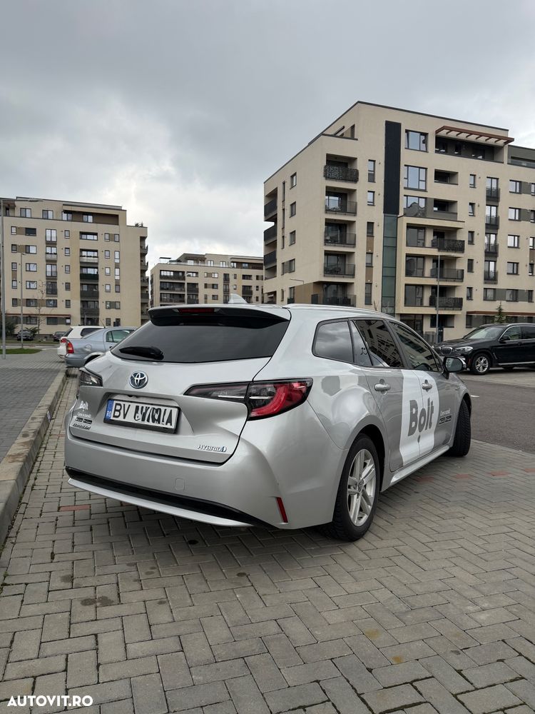 Toyota Corolla 1.8 HSD Business - 4
