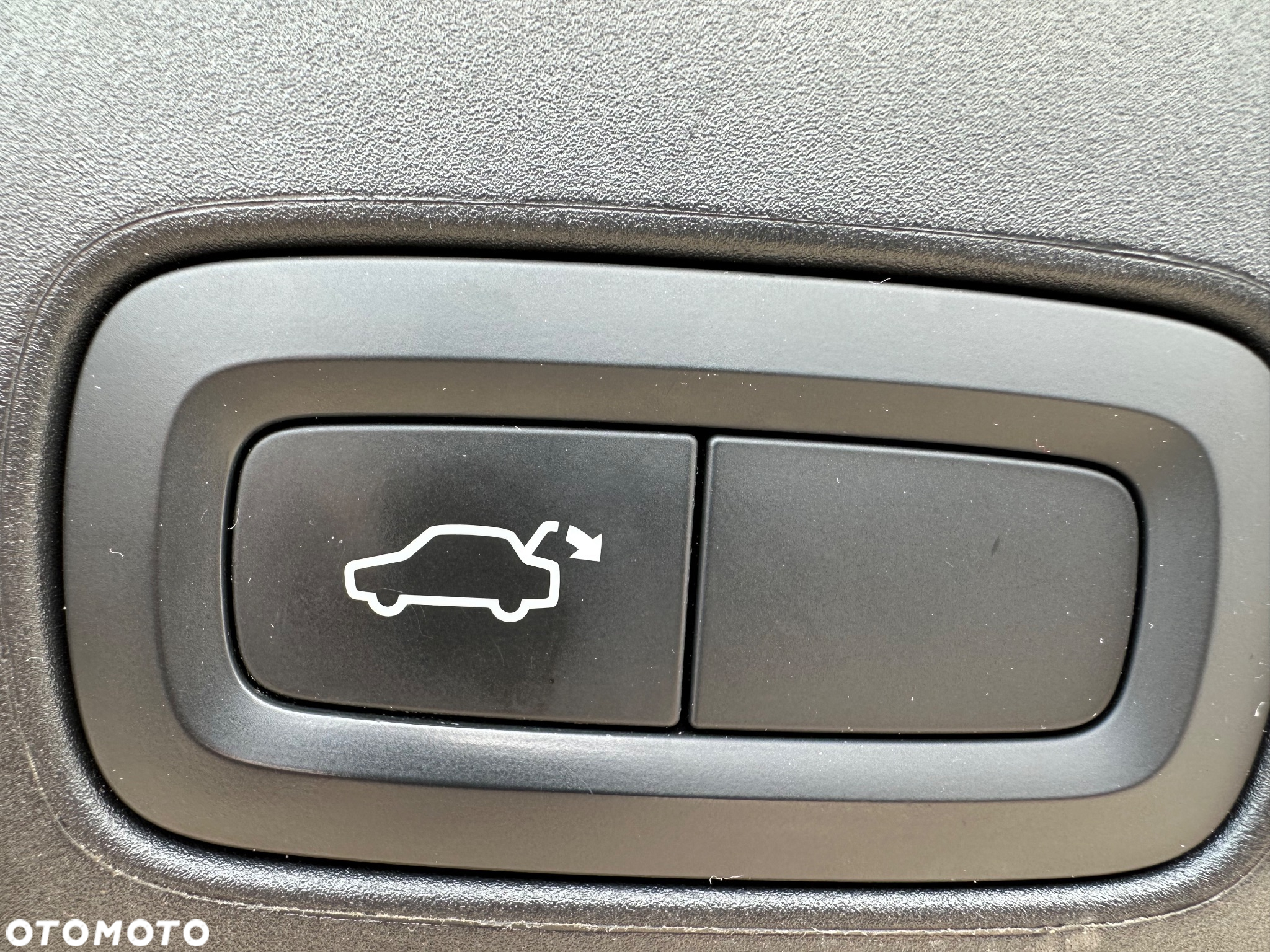 Volvo V90 D4 Geartronic Momentum - 16