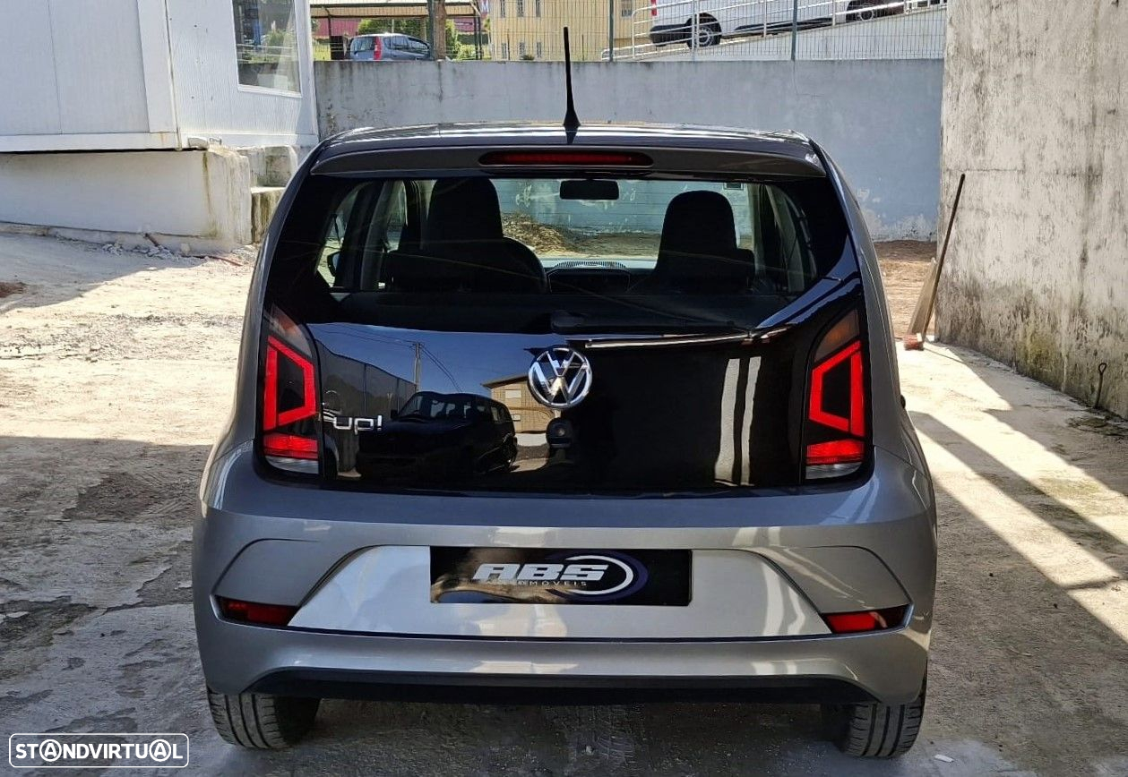 VW Up! - 4
