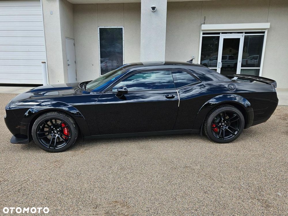 Dodge Challenger 2017 photo 2