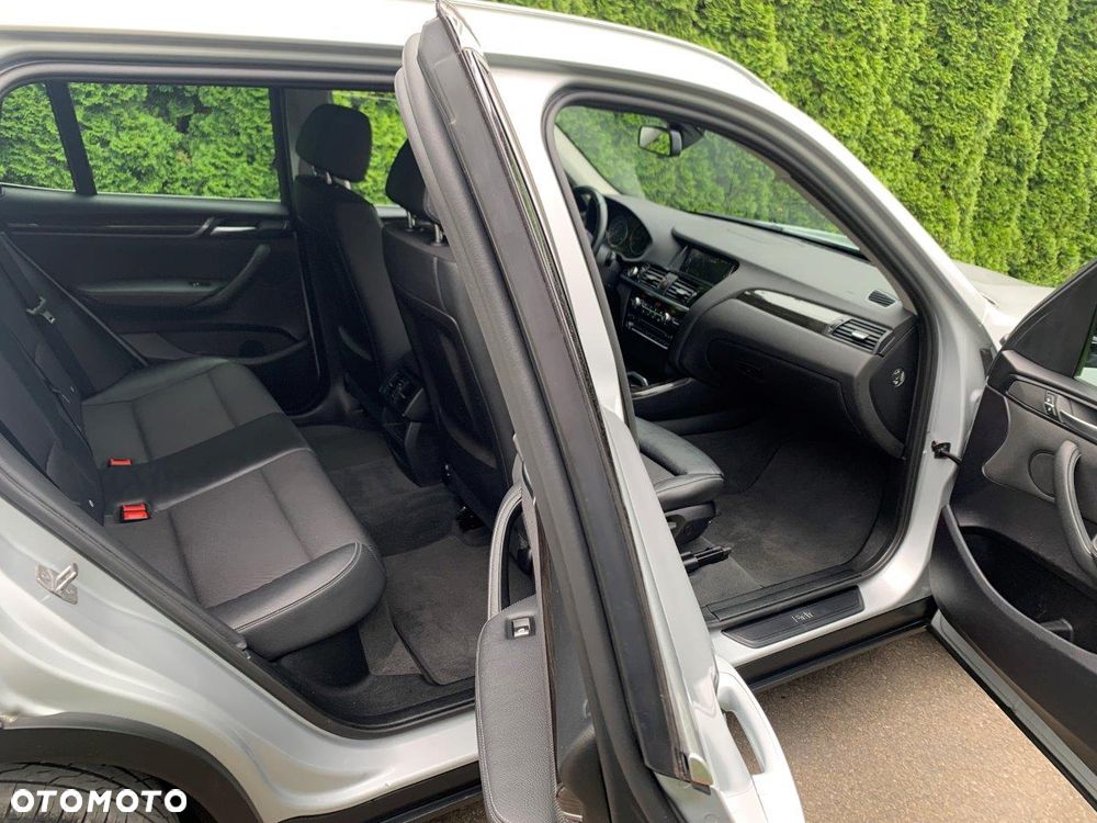 BMW X3 20i xDrive - 14