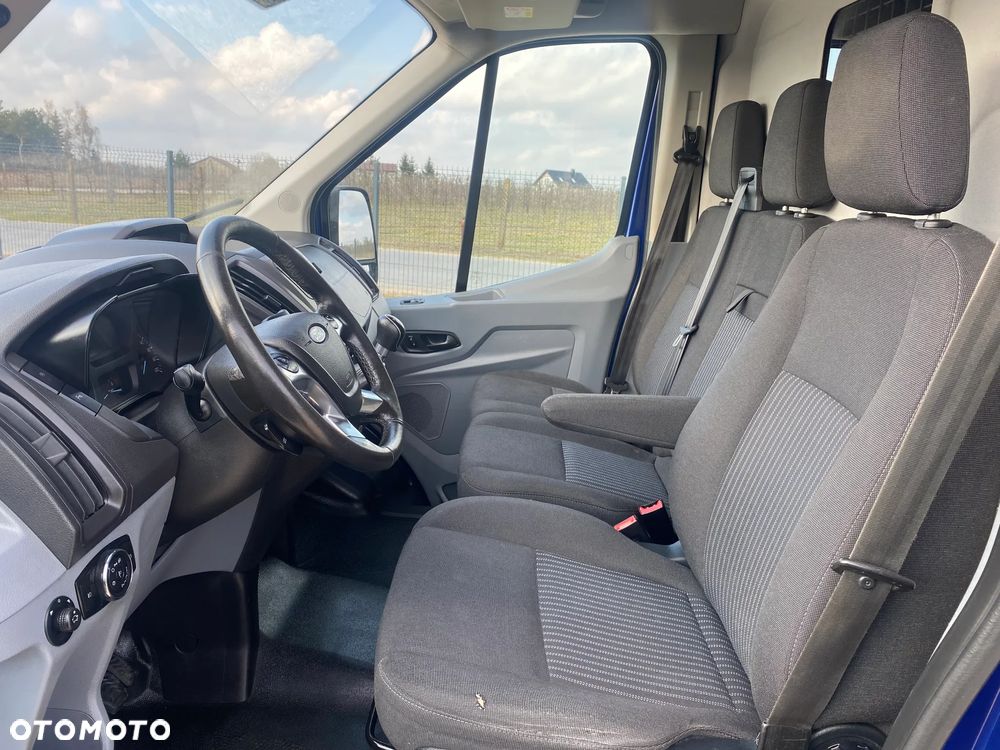 Ford Transit - 13
