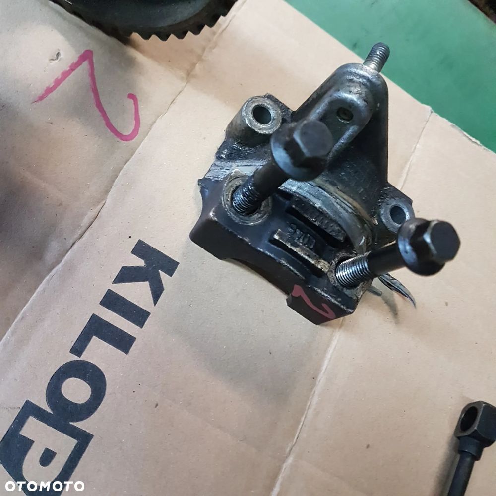 podpora koło pasowe wałka rozrządu doblo siena palio lancia punto seicento cinQecento uno panda 1.2 1.1 8v 96- - 7