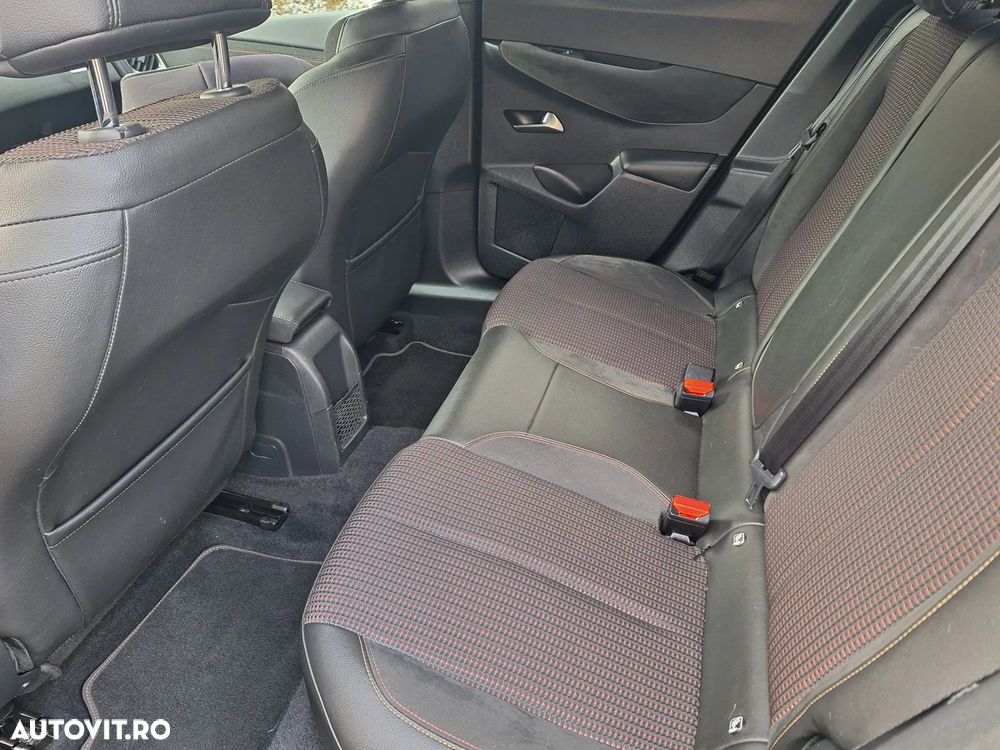 DS Automobiles DS 3 Crossback - 8