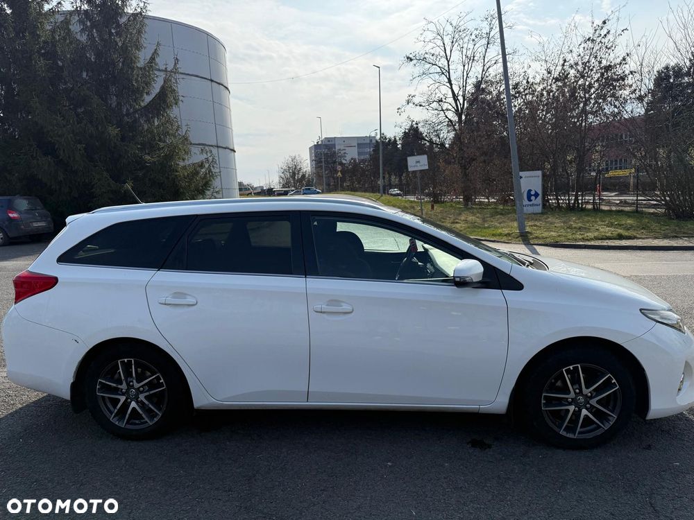 Toyota Auris 1.6 Active - 1