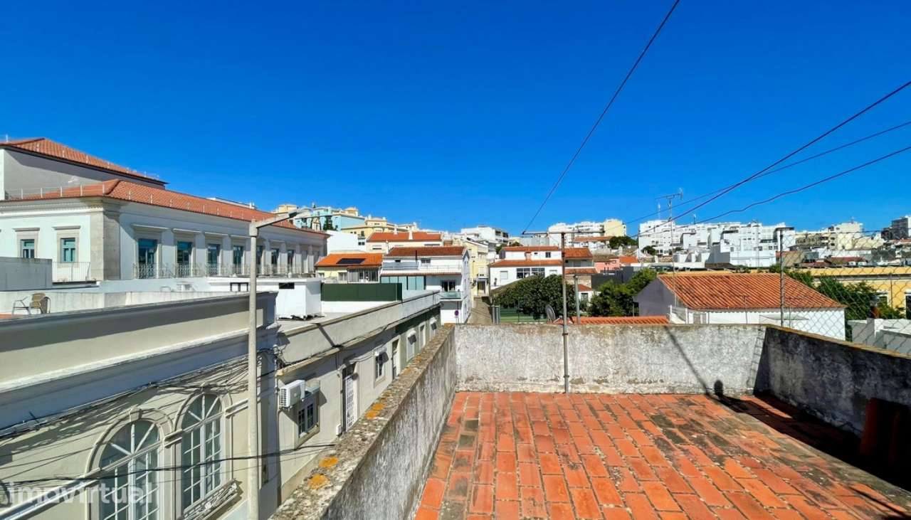 Moradia V2 para restauro, à venda em Loulé, Algarve - Grande imagem: 2/16
