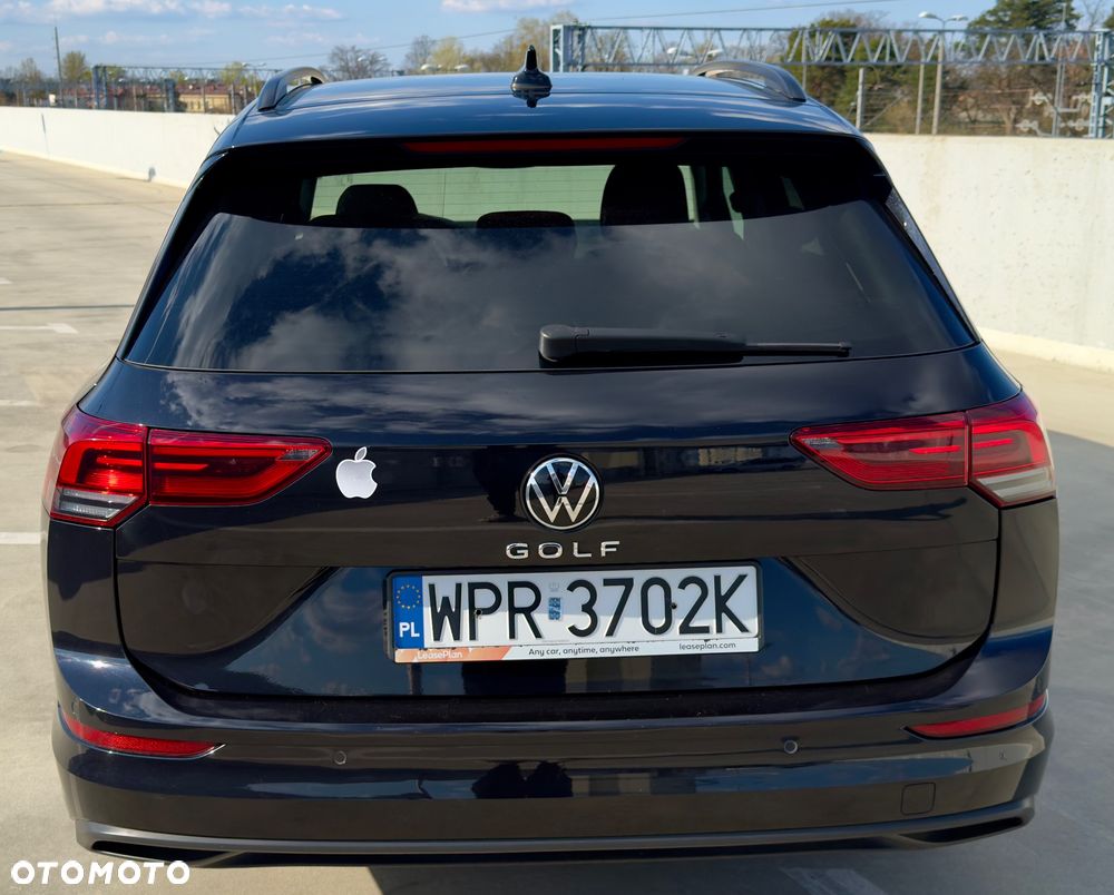 Volkswagen Golf - 6
