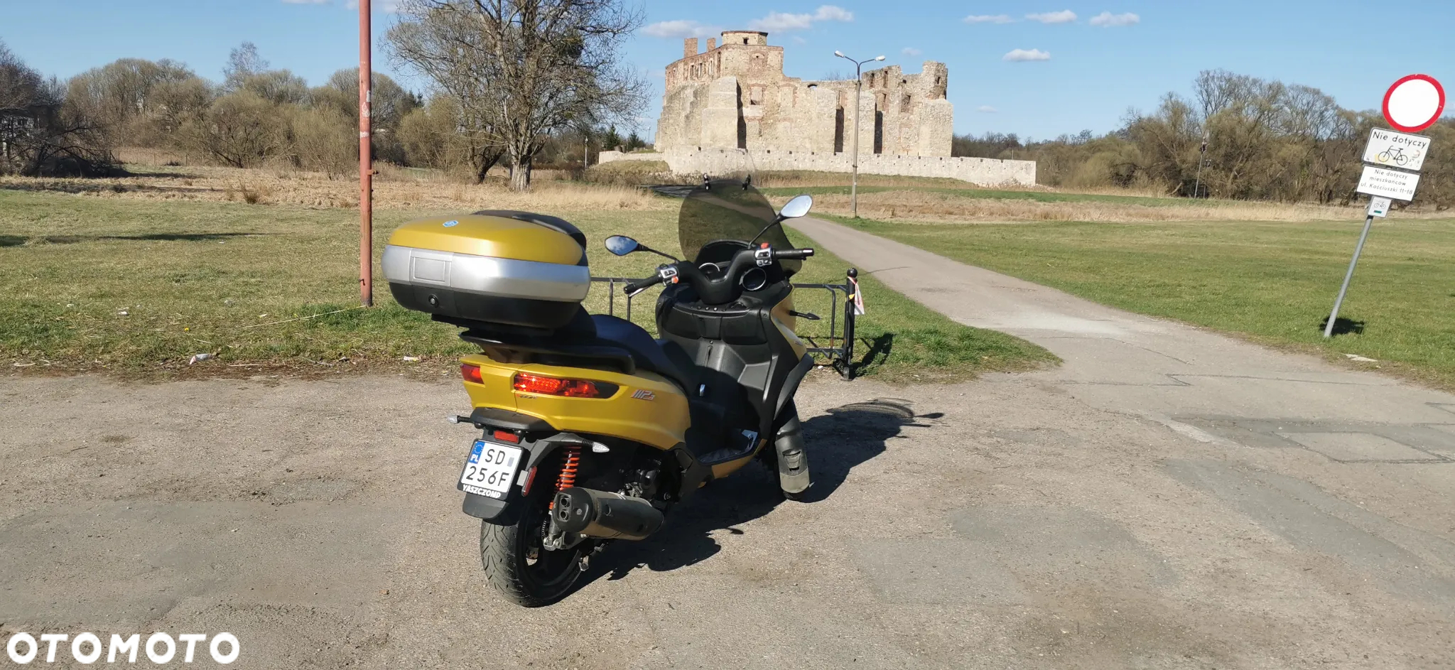 Piaggio MP-3 - 6