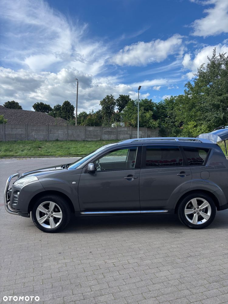 Peugeot 4007 - 4