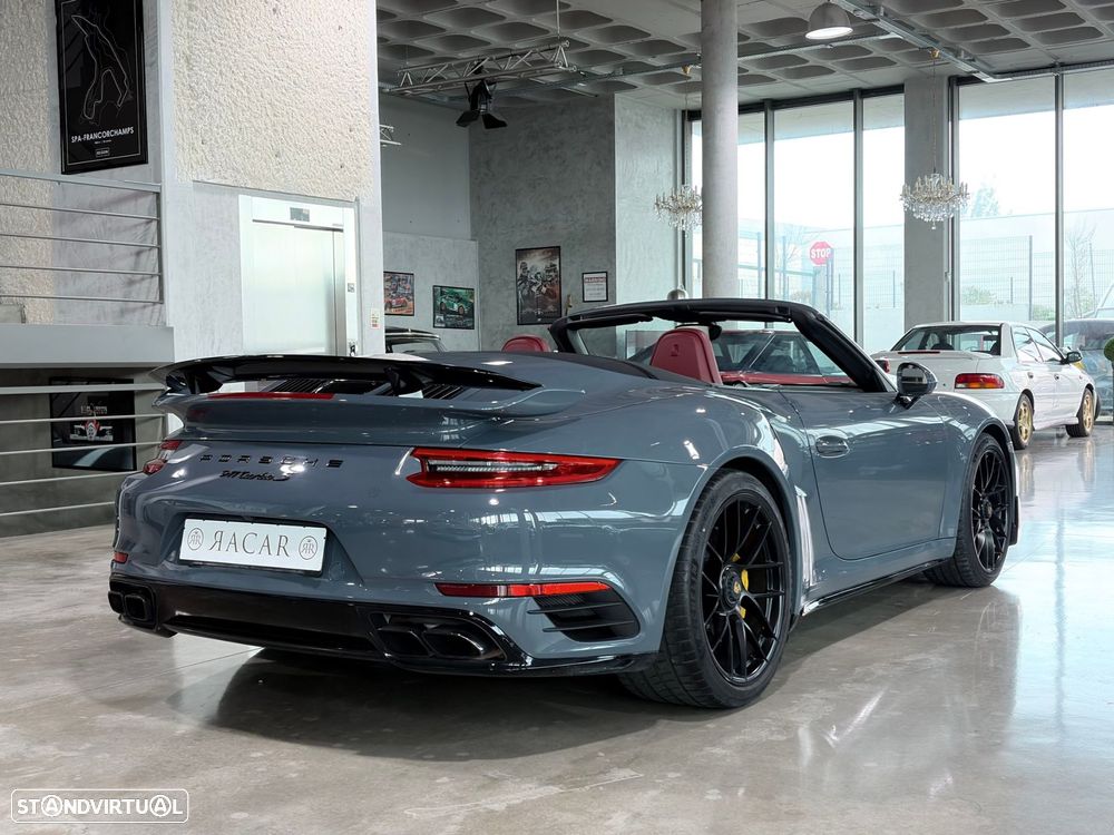 Porsche 911 (991) Turbo S Cabriolet - 3