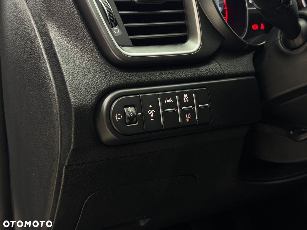 Kia XCeed 1.5 T-GDI M - 21