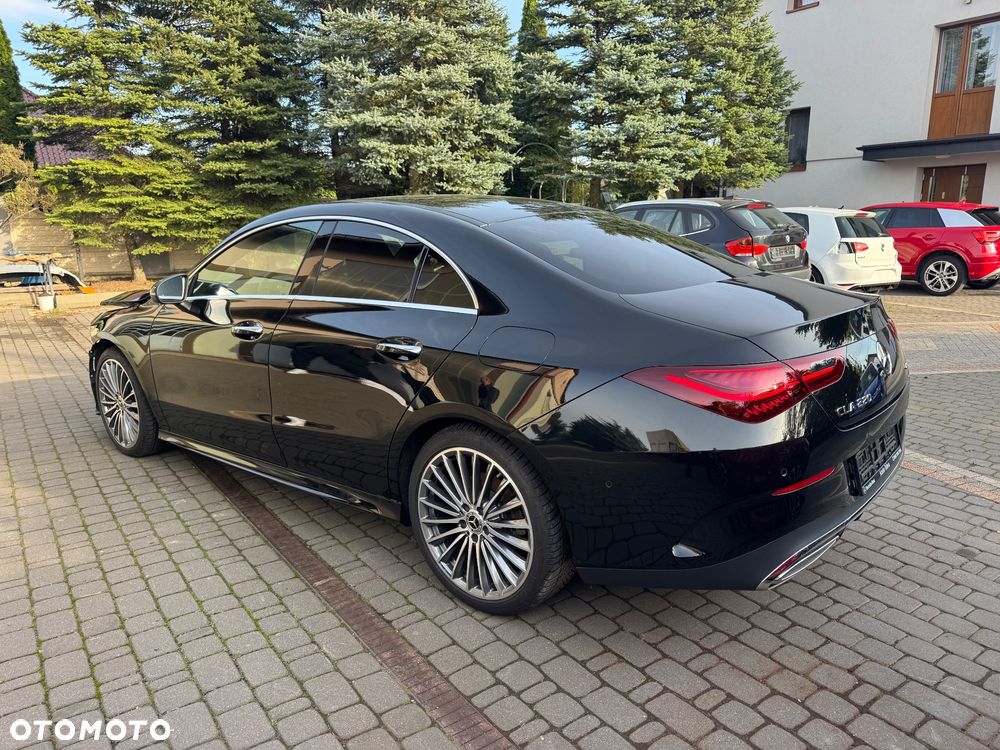 Mercedes-Benz CLA 220 AMG Line 7G-DCT - 4