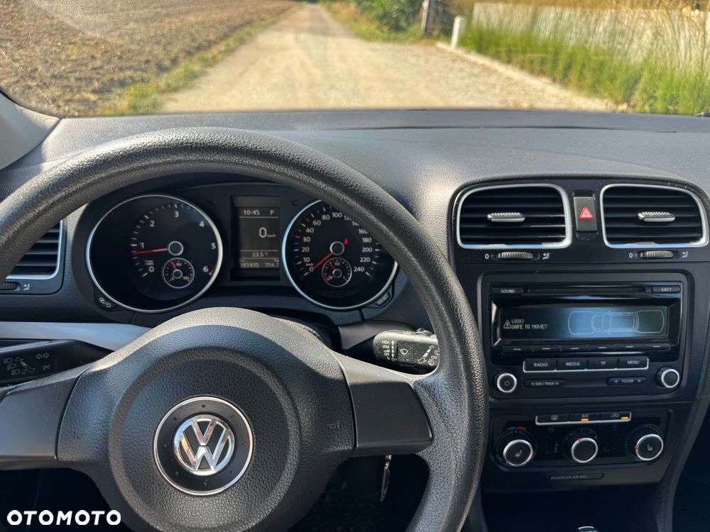 Volkswagen Golf 1.6 TDI Highline DSG - 8