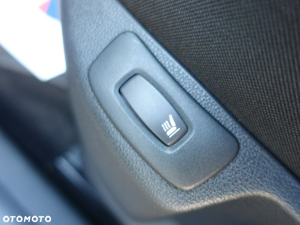 Renault Captur ENERGY TCe 120 EDC LIMITED - 28