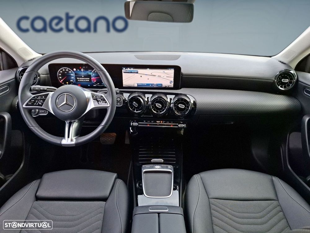 Mercedes-Benz A 200 Standard - 12