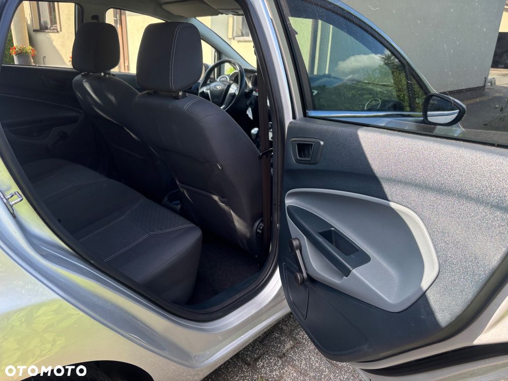 Ford Fiesta 1.4 Titanium - 22