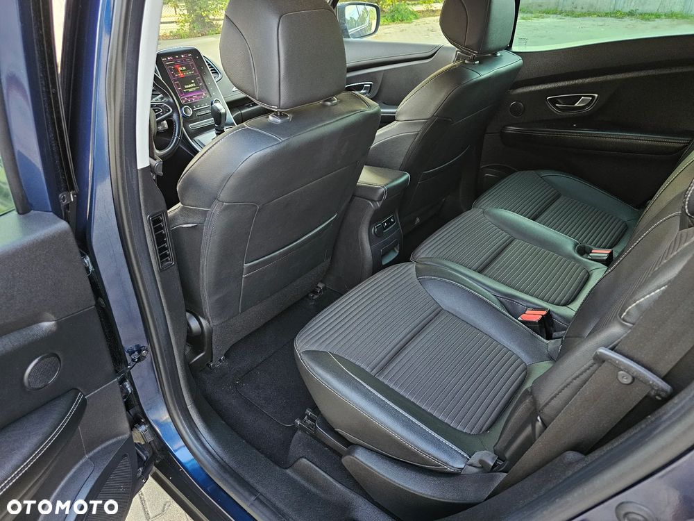 Renault Scenic TCe 140 GPF EDC BLACK EDITION - 20