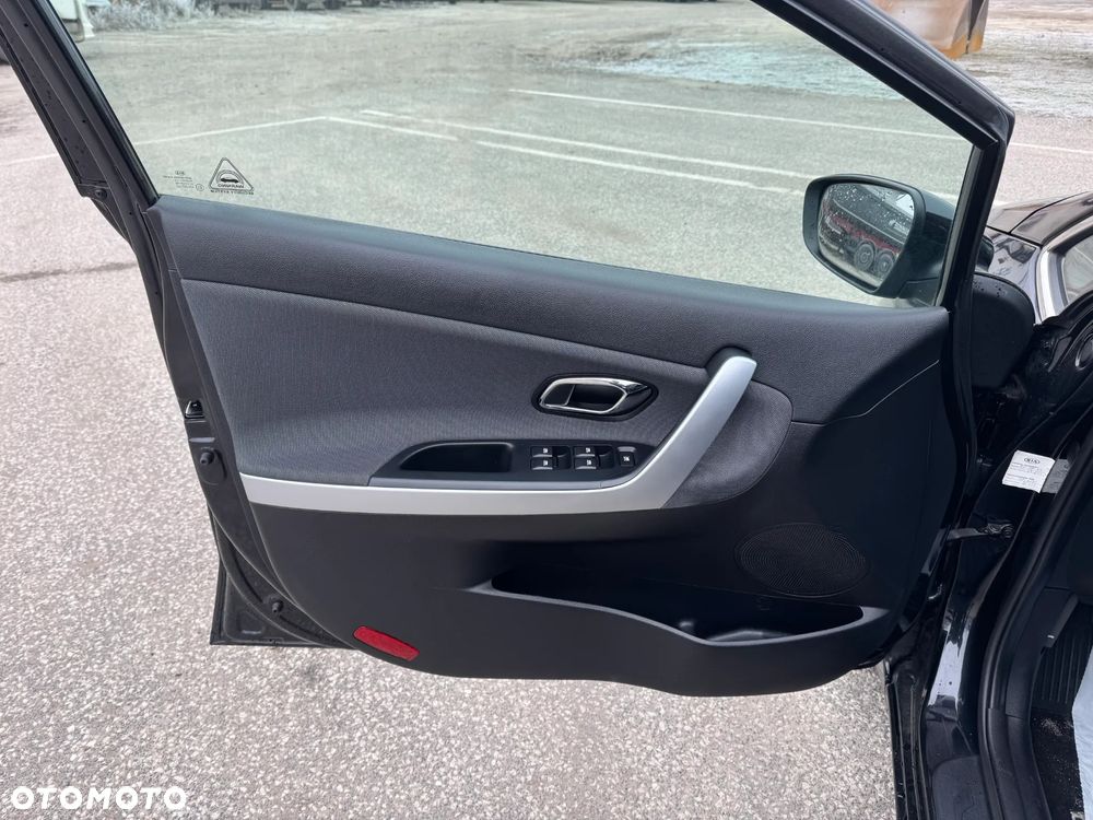 Kia Ceed 1.6 GDI Dream-Team Edition - 26