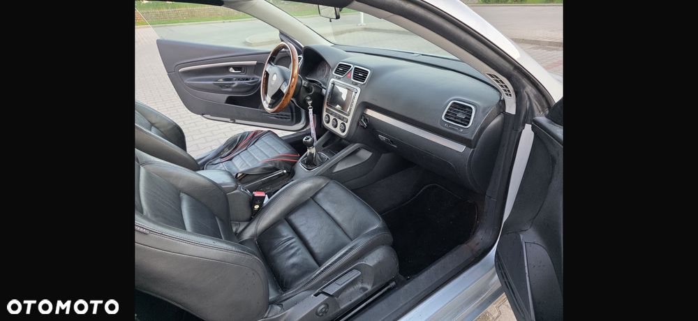 Volkswagen Eos 2.0 FSI - 16