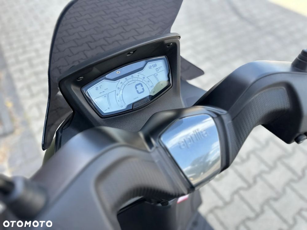 Aprilia Inny - 7