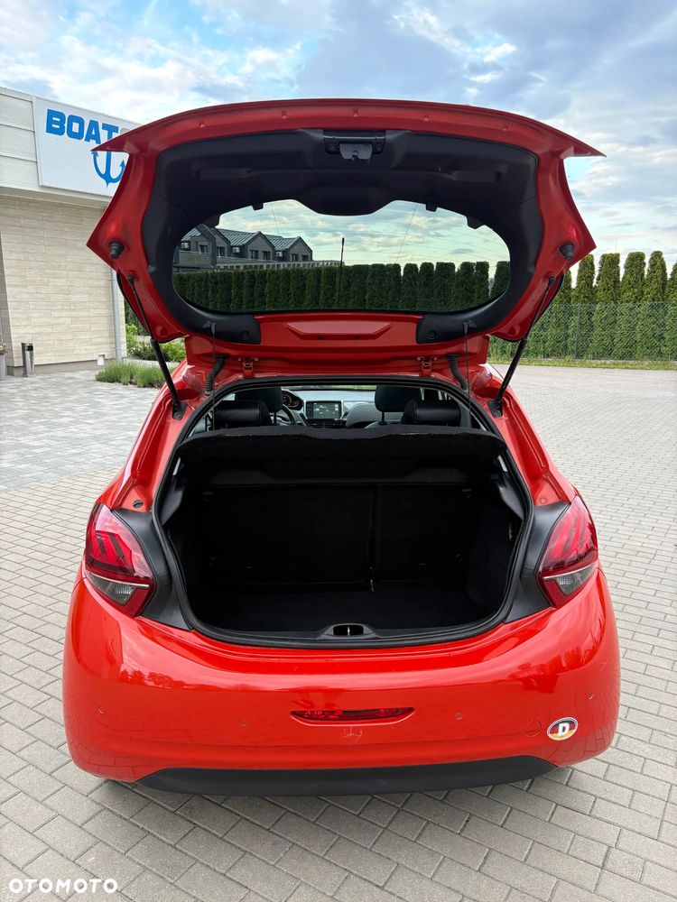 Peugeot 208 1.2 PureTech Allure - 13