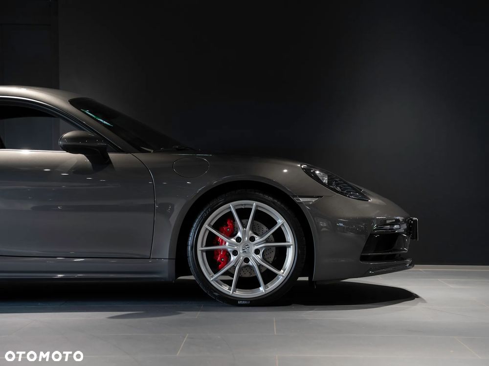 Porsche 718 Cayman GPF S PDK - 10