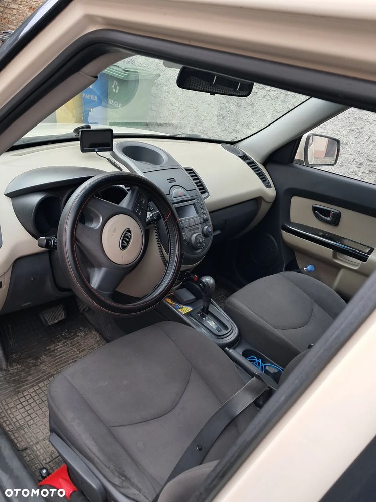 Kia Soul 1.6 CRDi M - 6