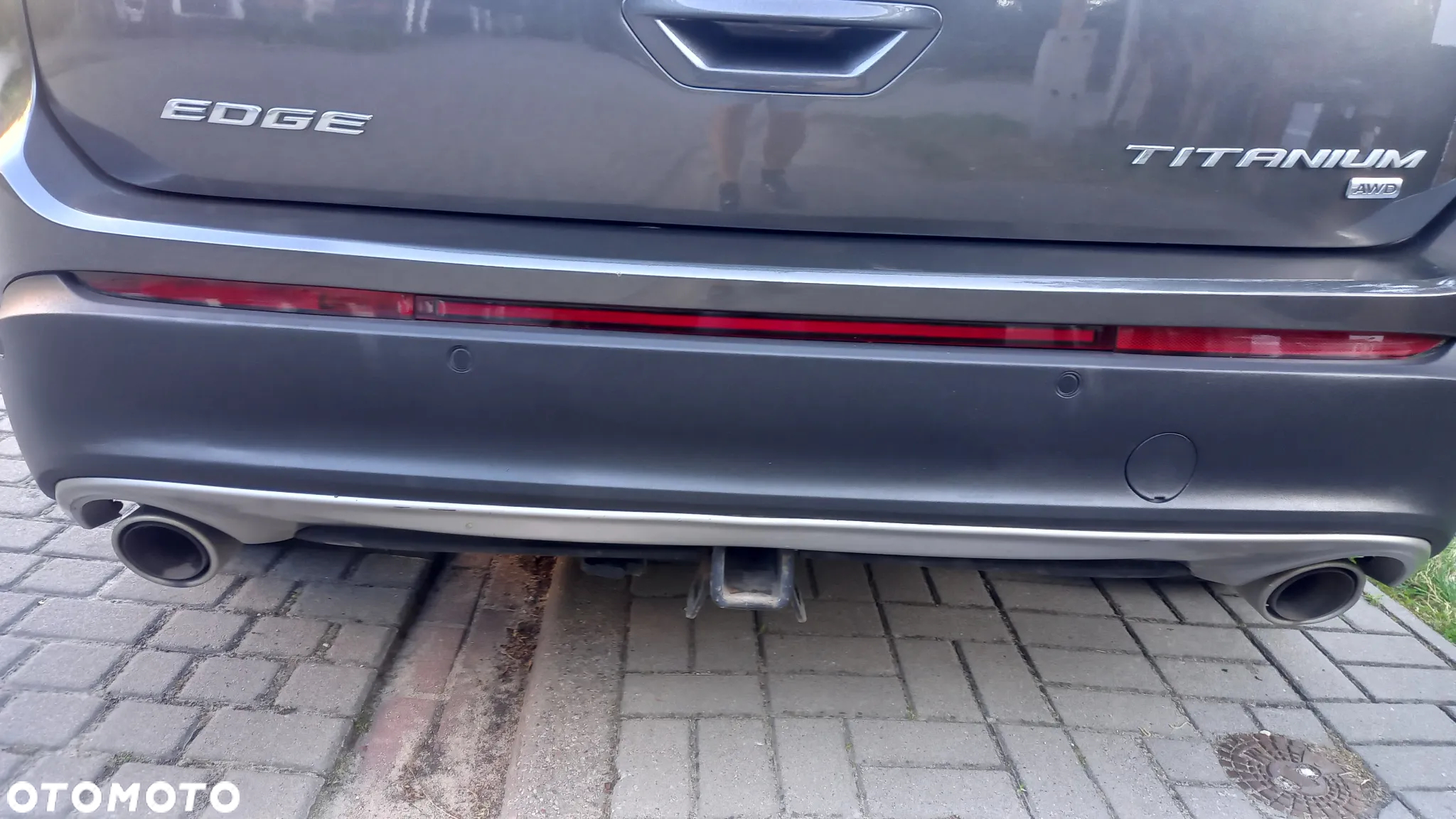 Ford Edge - 2