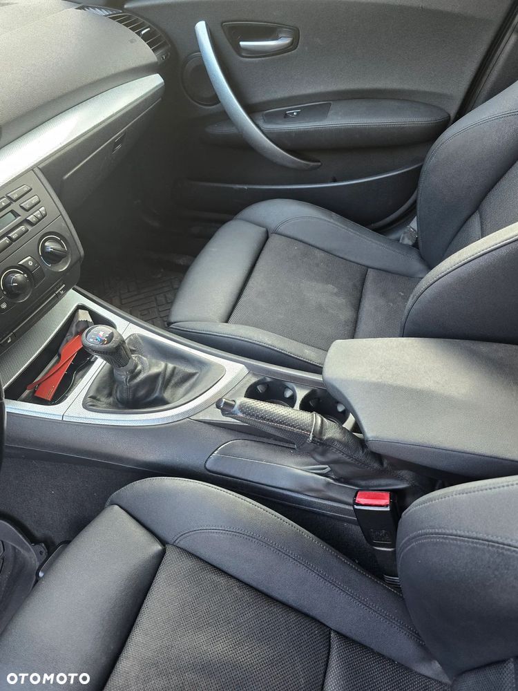 BMW Seria 1 118d - 9