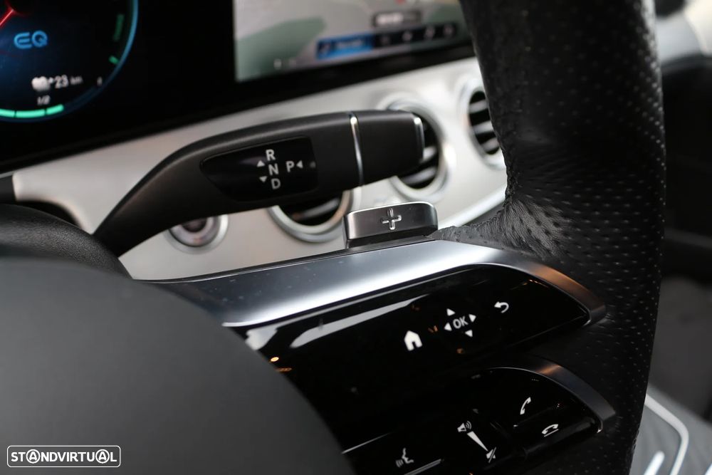 Mercedes-Benz E 300 de AMG Line - 25