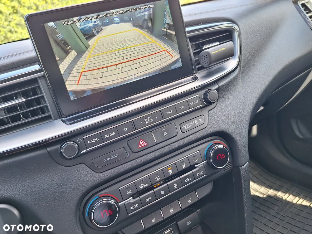 Kia Ceed 1.4 T-GDI OPF Platinum Edition - 13