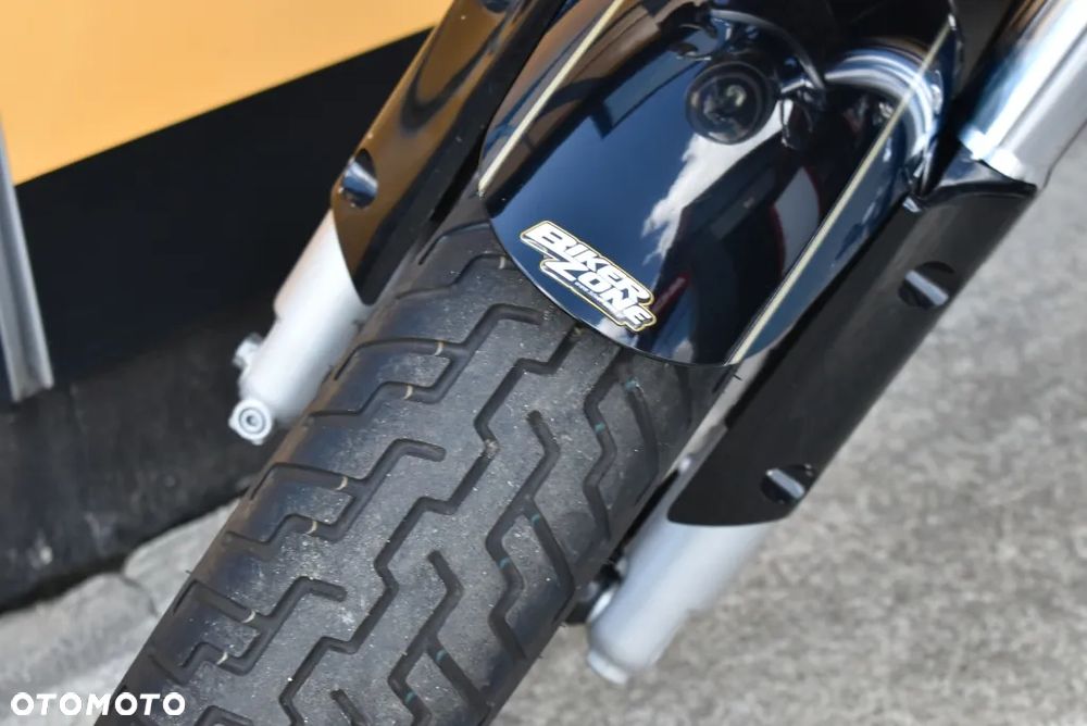 Suzuki Marauder - 25