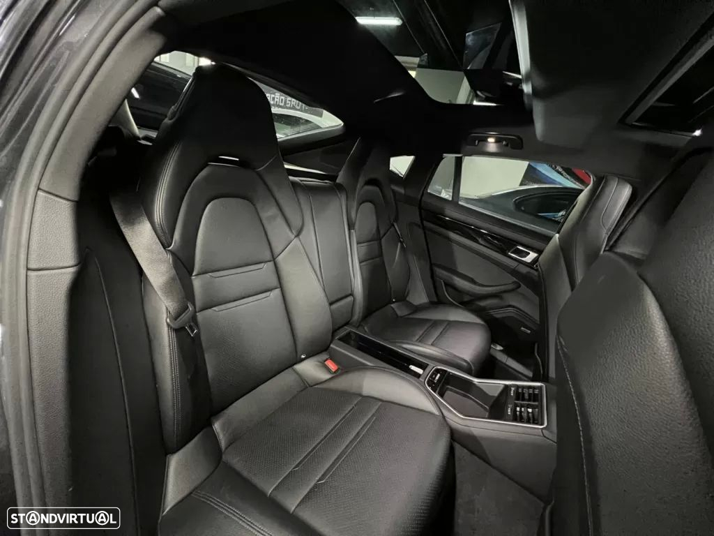 Porsche Panamera 4 E-Hybrid Executive - 9