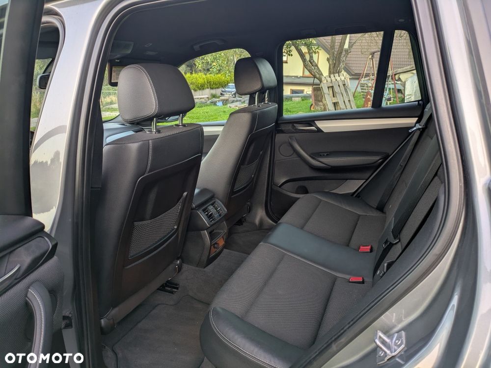 BMW X3 xDrive20d - 11