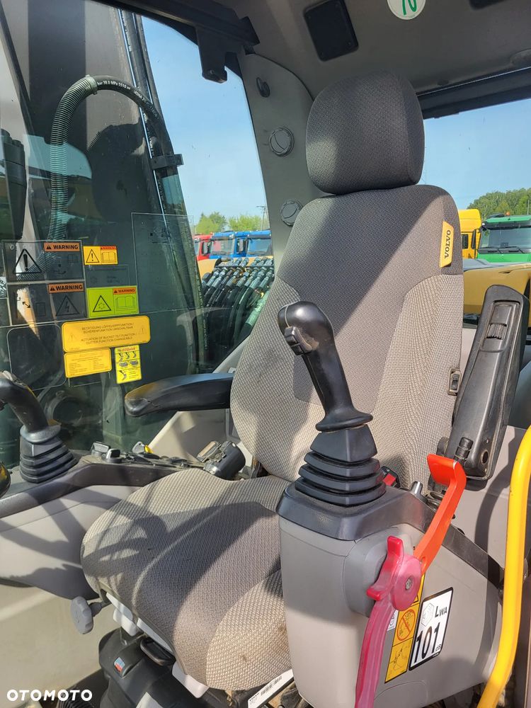 Volvo EW 140 D spr z Niemiec - 12