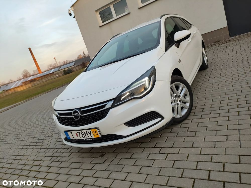 Opel Astra - 8