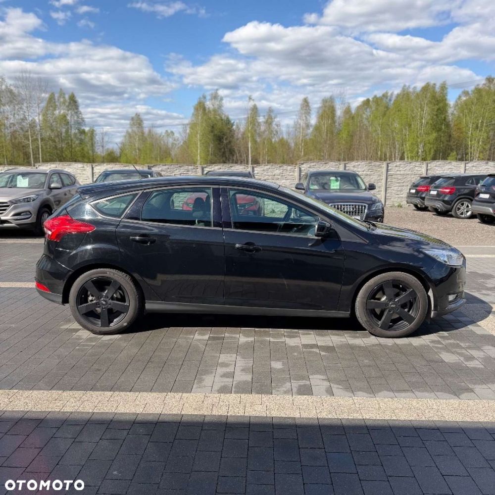 Ford Focus - 13