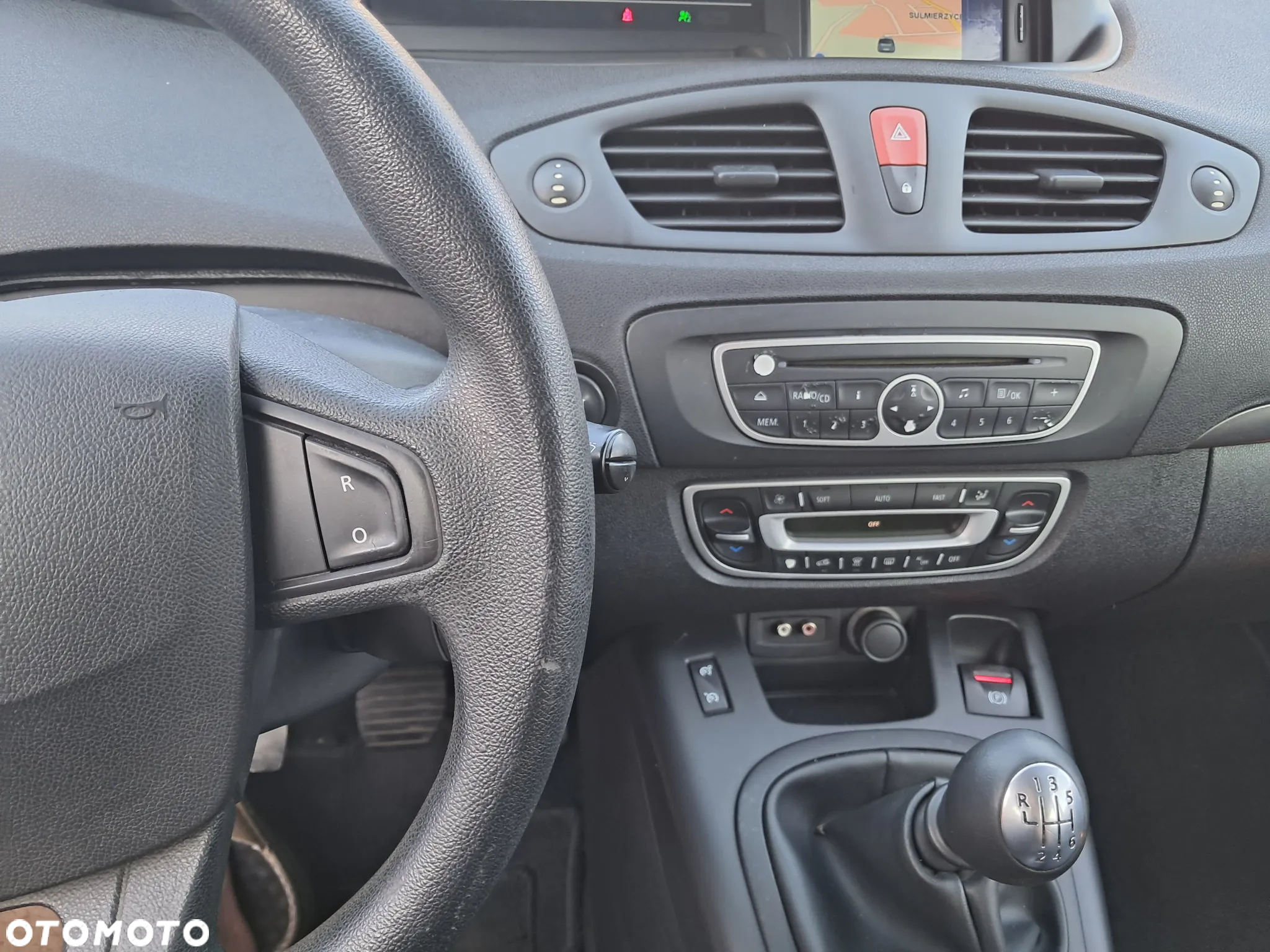Renault Scenic - 12