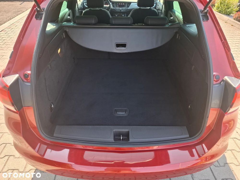 Opel Astra 1.2 T Edition S&S - 24