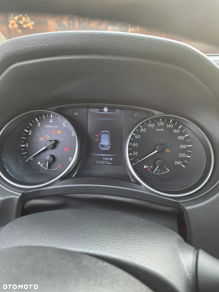 Nissan Qashqai 1.2 DIG-T N-Connecta EU6 - 15
