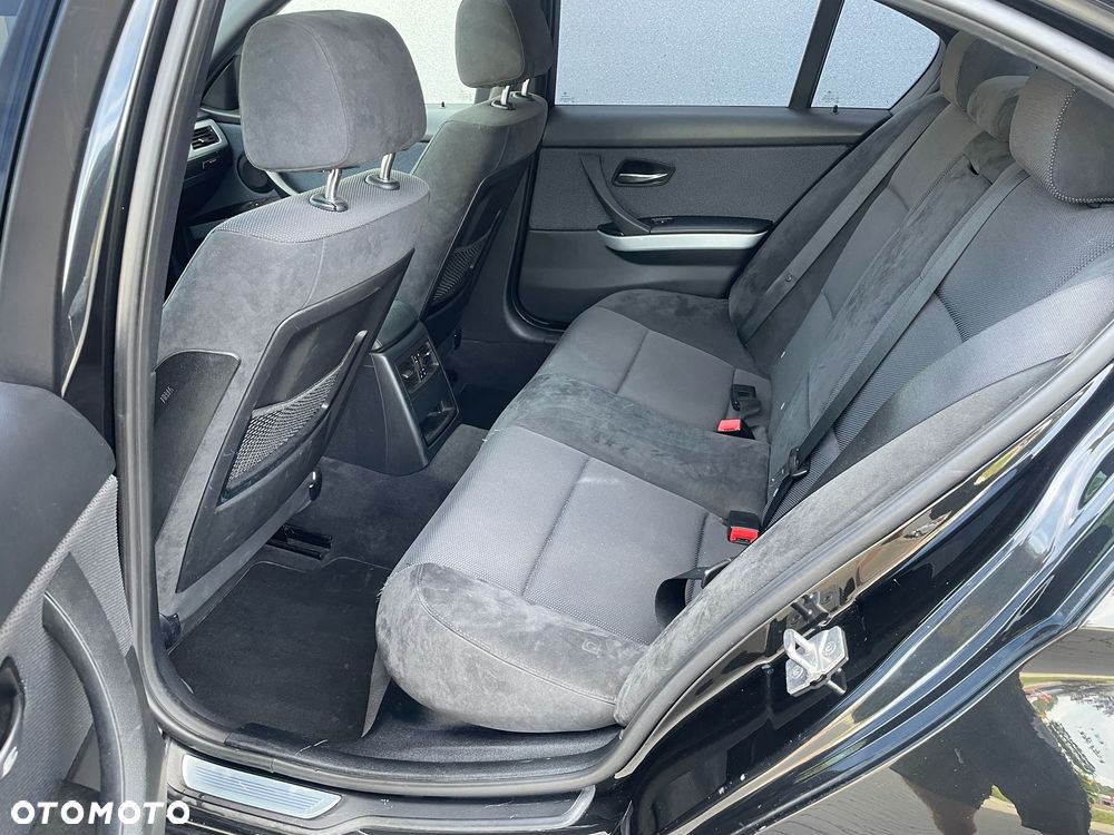 BMW Seria 3 318i Edition Sport - 19