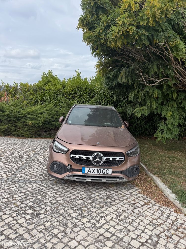 Mercedes-Benz GLA 200 d - 3