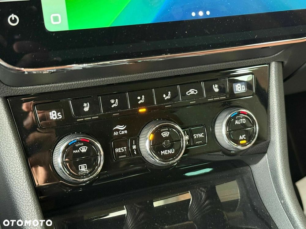 Skoda Superb 2.0 TDI SCR L&K DSG - 23