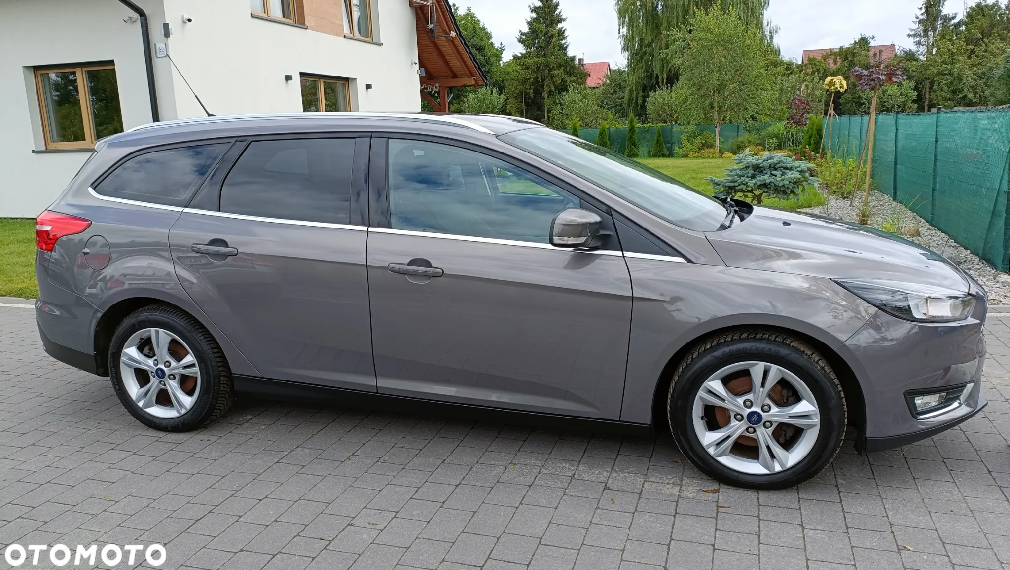 Ford Focus 1.0 EcoBoost Active - 4