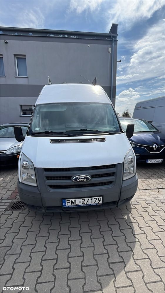 Ford Transit - 1